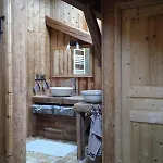 Alojamento de Acomodação e Pequeno-almoço D'hôtes La Ferme D'en Bas Samoëns