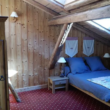 D'hotes La Ferme D'en Bas Samoëns